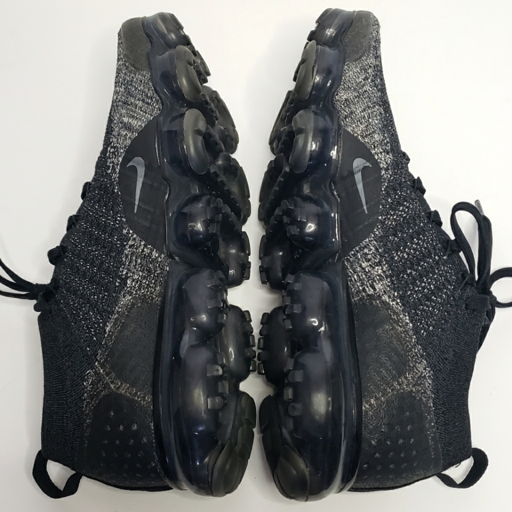 Nike VaporMax Fly Knit Triple Black 942842-012 Men's 9.5 - Picture 6 of 11